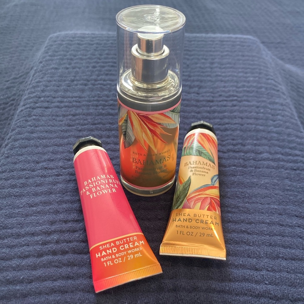 NWT Bath & Body Works Bahamas Passionfruit Banana Flower mist and hand cream